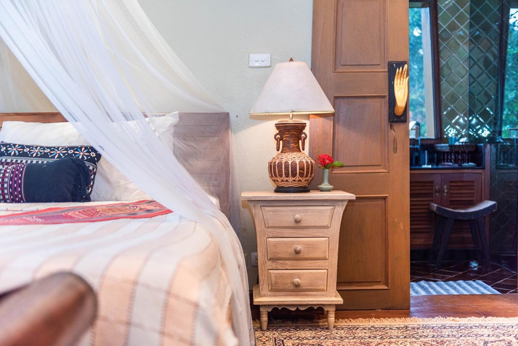 Kanlaya'S Eyrie, Luxury Homestay Pang Mapha Rom bilde